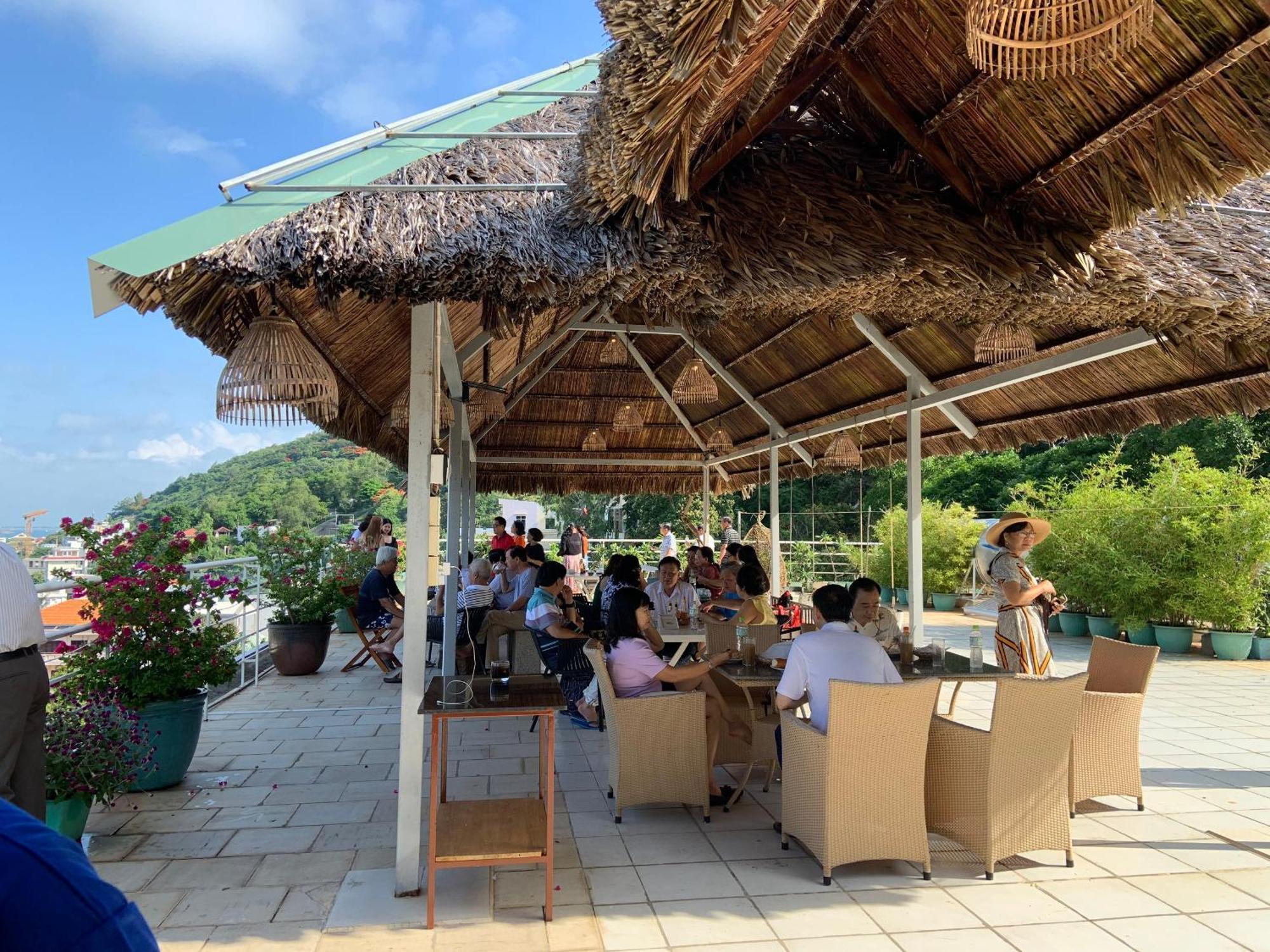 Ananas Beach Hotel Vung Tau Exterior photo
